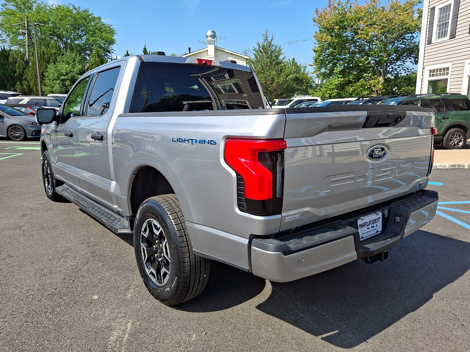 Certified 2023 Ford F150 Lightning XLT AWD/4WD image 7