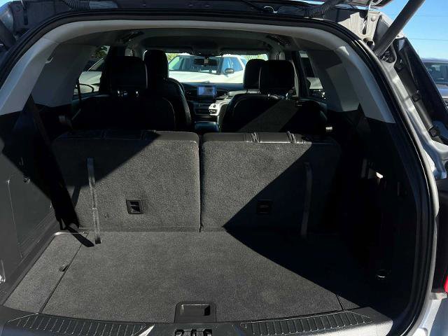 Certified 2022 Ford Explorer XLT w/ Equipment Group 202A image 14