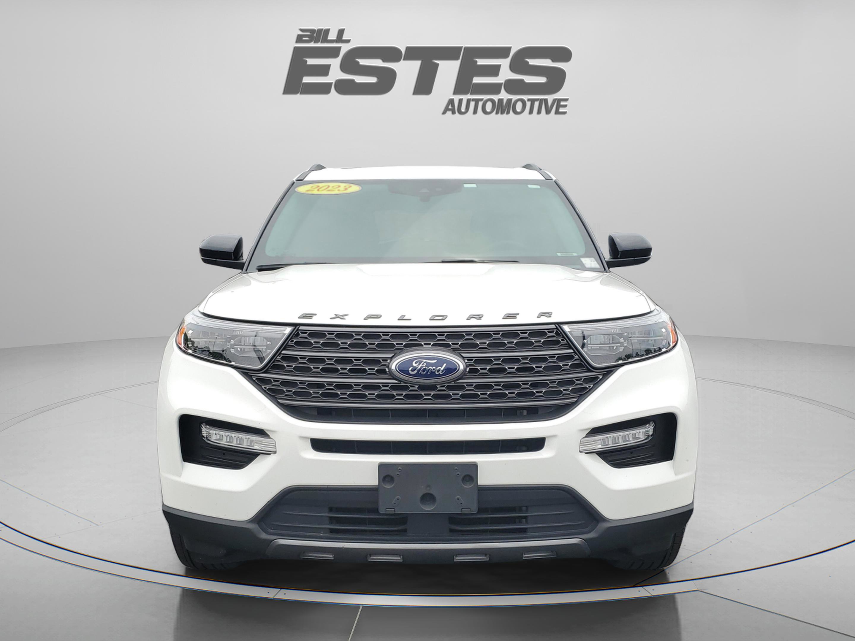 Certified 2023 Ford Explorer XLT w/ Equipment Group 202A AWD/4WD image 6