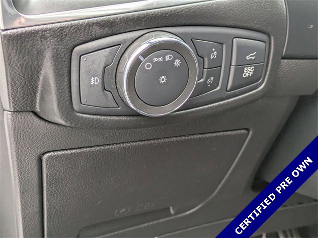 Certified 2022 Ford Edge ST w/ Equipment Group 401A image 18