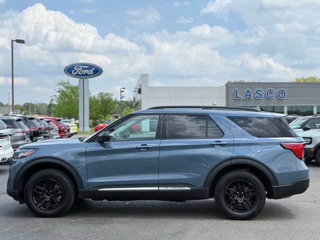 Certified 2025 Ford Explorer Active AWD/4WD image 46