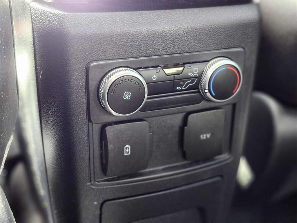 Certified 2022 Ford Explorer XLT w/ Equipment Group 202A image 16