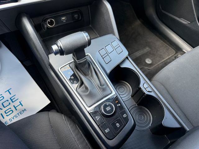 Used 2025 Kia Sportage LX FWD image 16