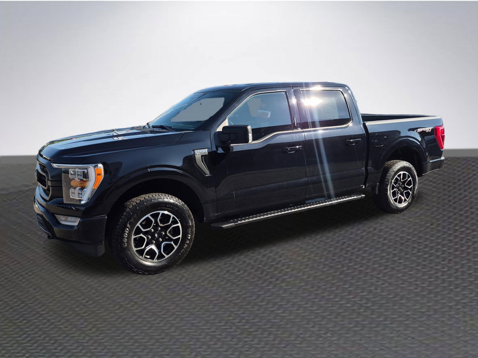 Certified 2023 Ford F150 XLT w/ Equipment Group 302A High image 2