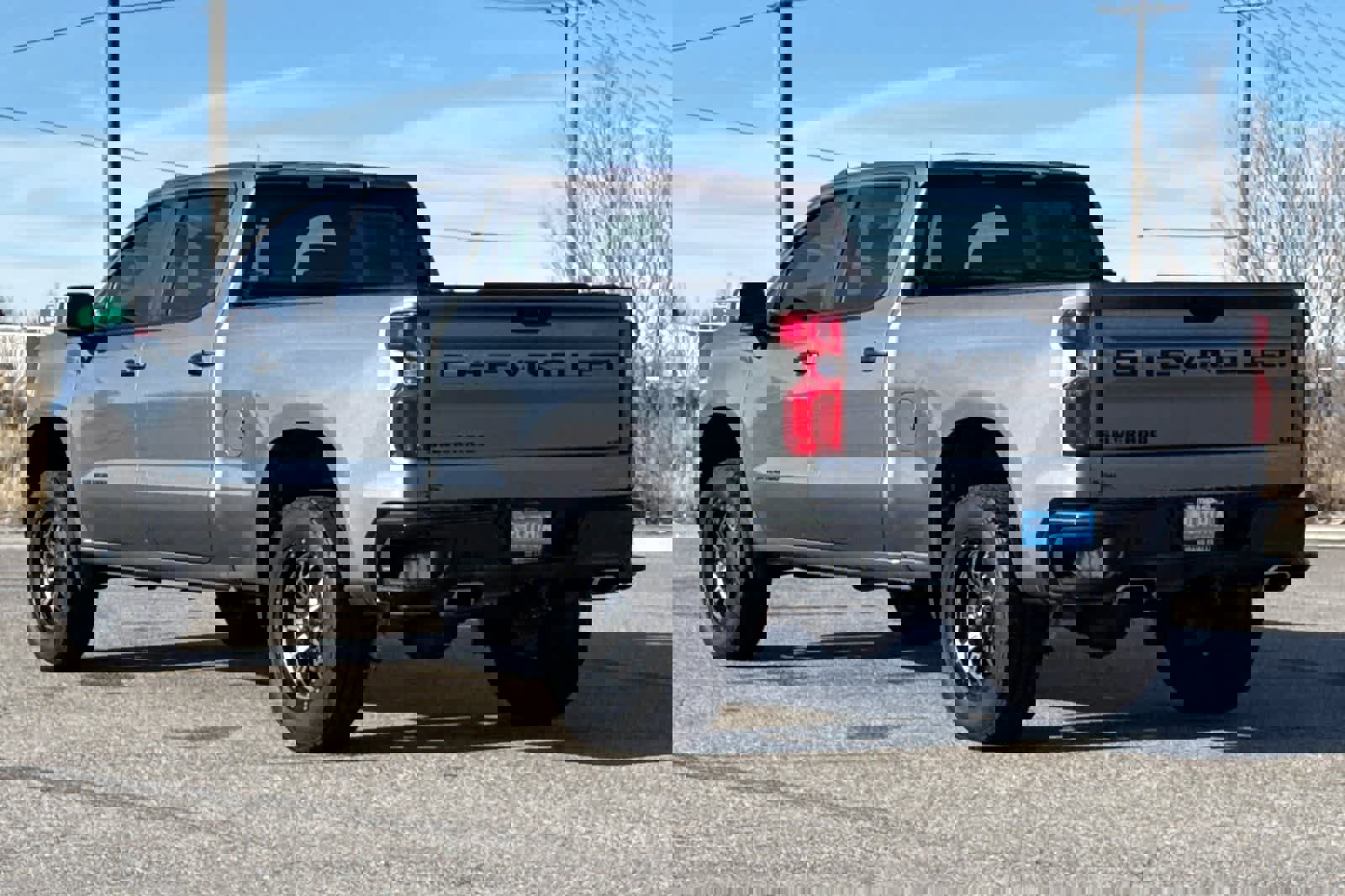 Used 2021 Chevrolet Silverado 1500 LT Trail Boss image 3