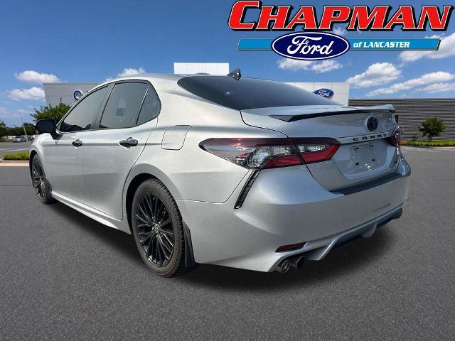 Used 2022 Toyota Camry SE FWD image 3