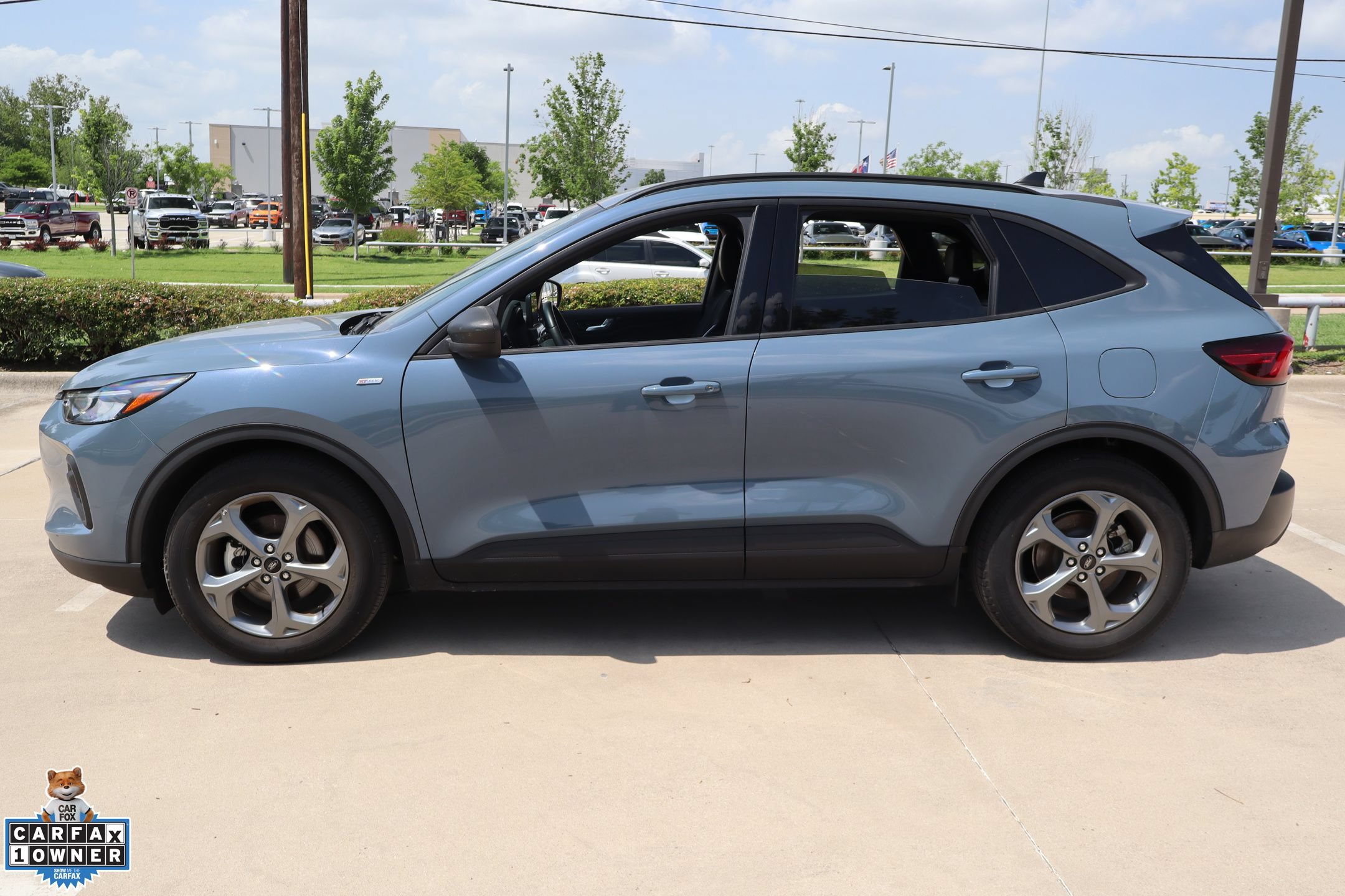 Certified 2025 Ford Escape ST-Line FWD image 7