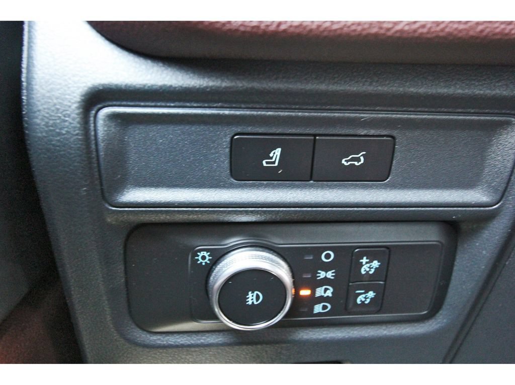 Certified 2022 Ford Expedition Max Limited RWD image 22