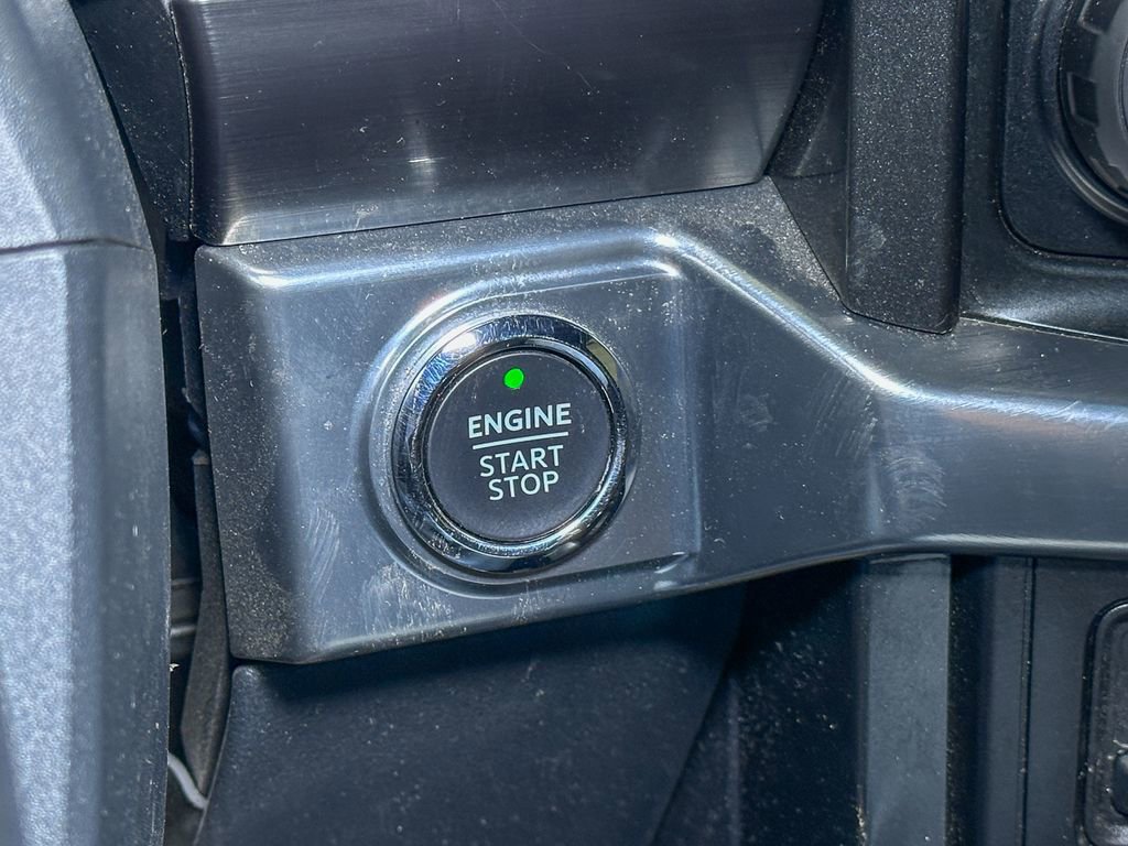 Certified 2023 Ford F150 Lariat w/ Equipment Group 502A High image 39