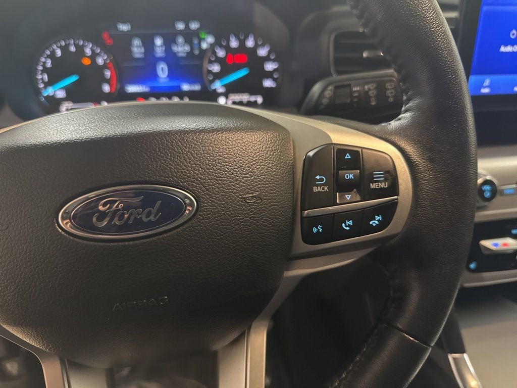 Certified 2022 Ford Explorer XLT w/ Equipment Group 202A image 25