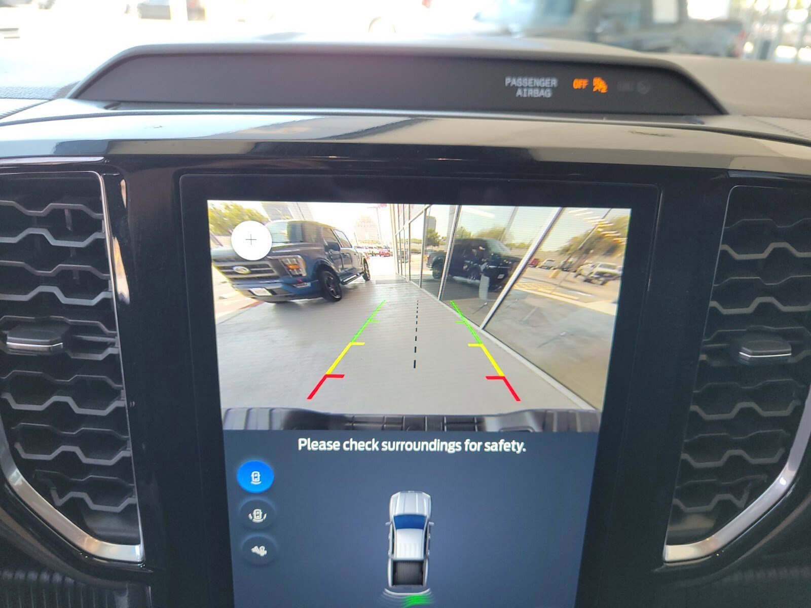 Certified 2024 Ford Ranger XLT w/ FX4 Off-Road Package image 19