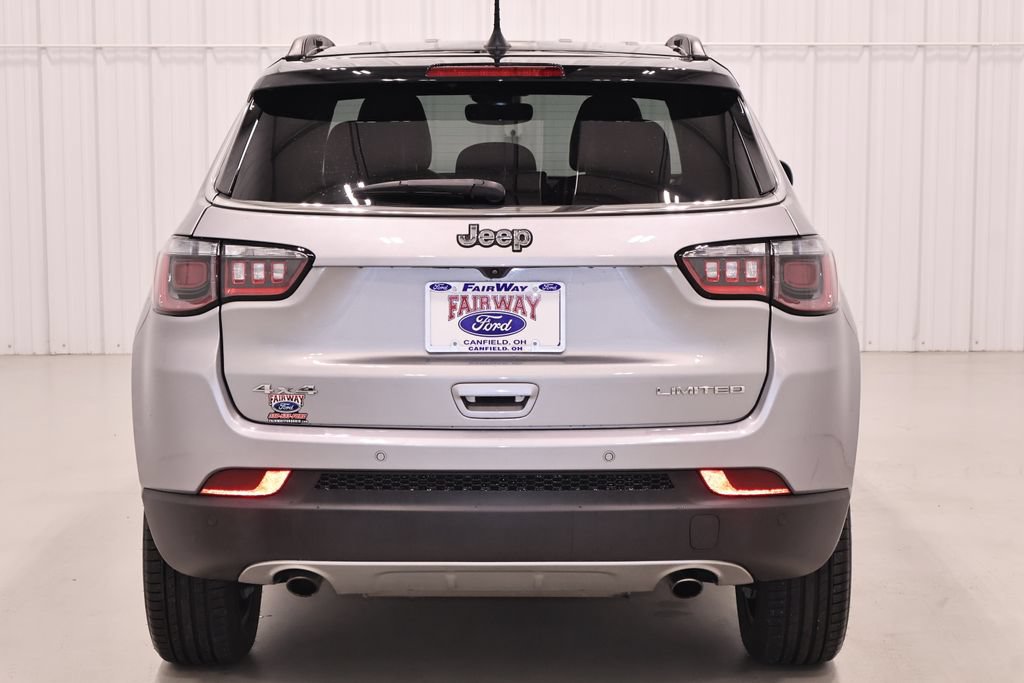 Used 2023 Jeep Compass Limited AWD/4WD image 9