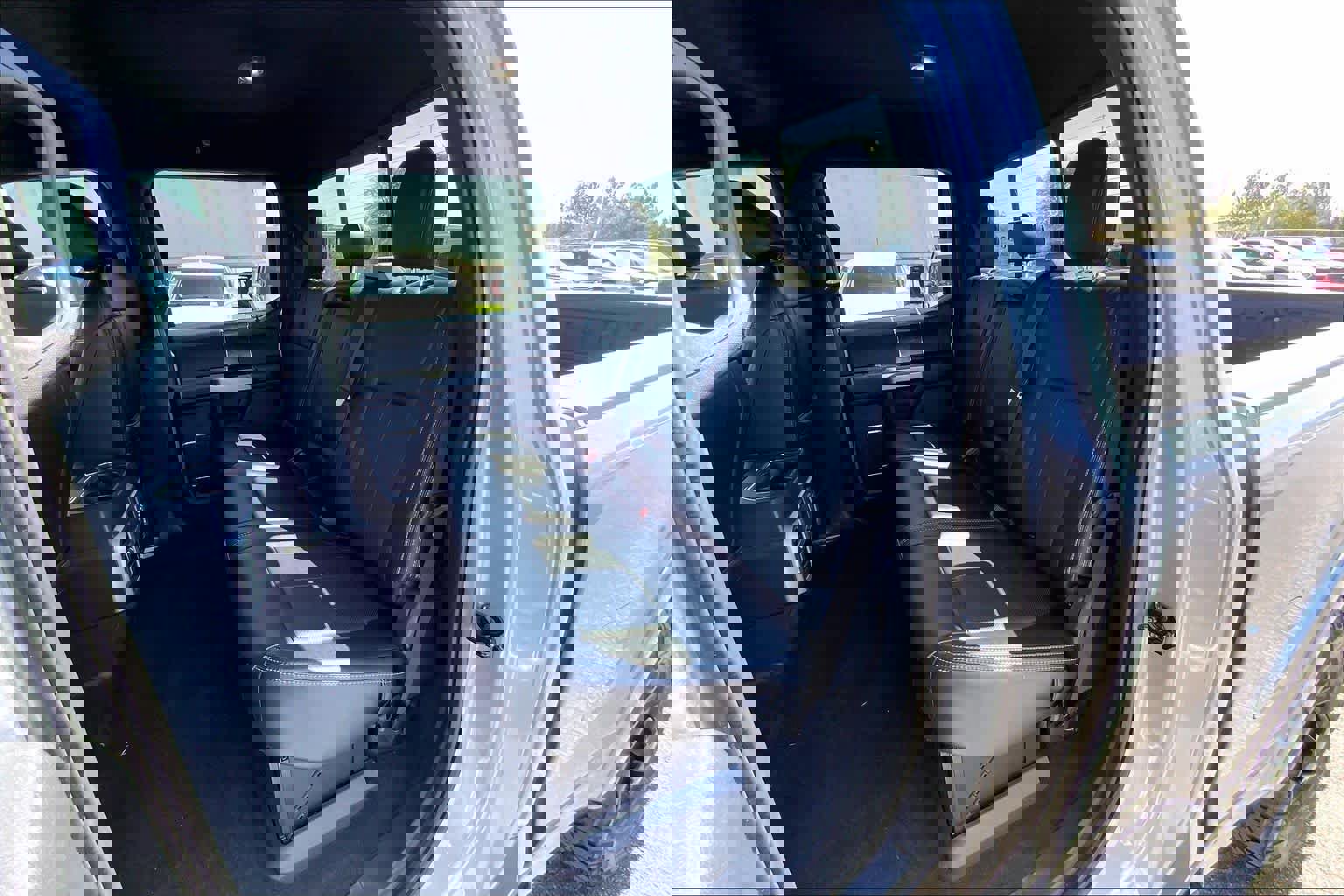 Certified 2022 Ford F250 Lariat w/ Tremor Off-Road Package image 21