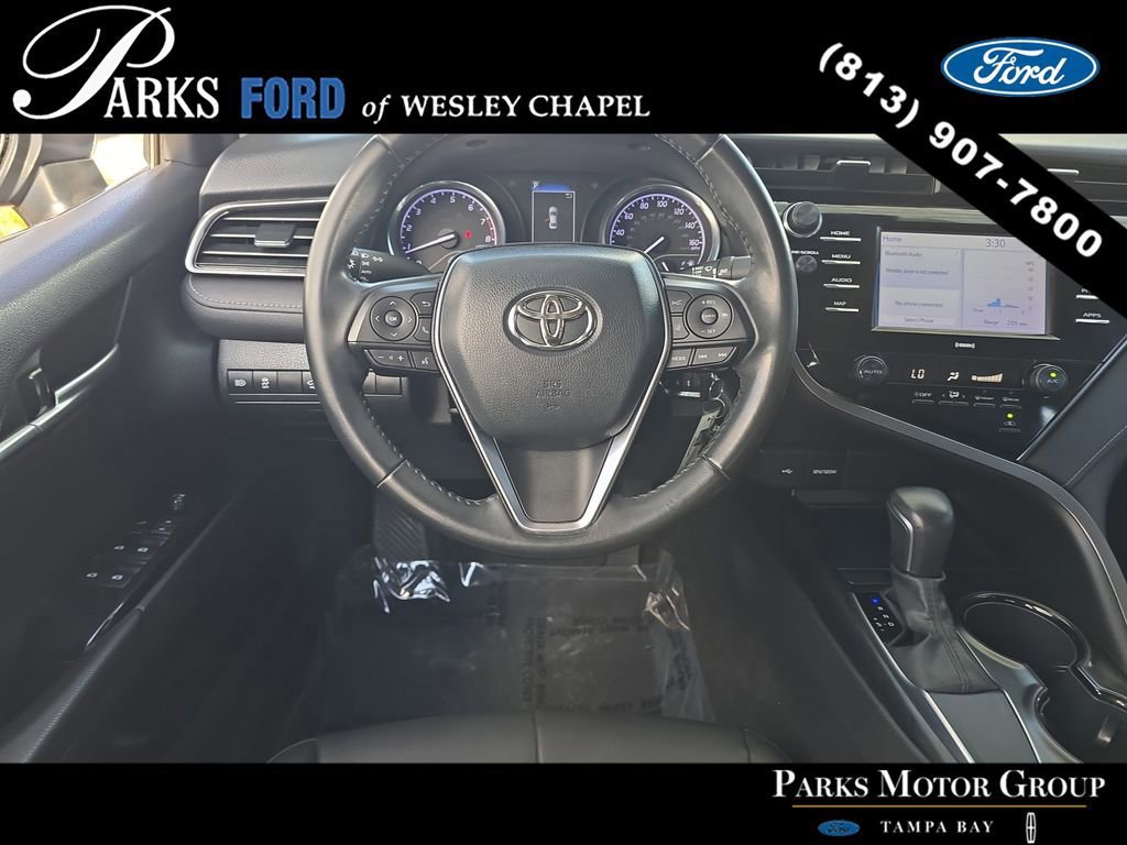 Used 2020 Toyota Camry SE image 11