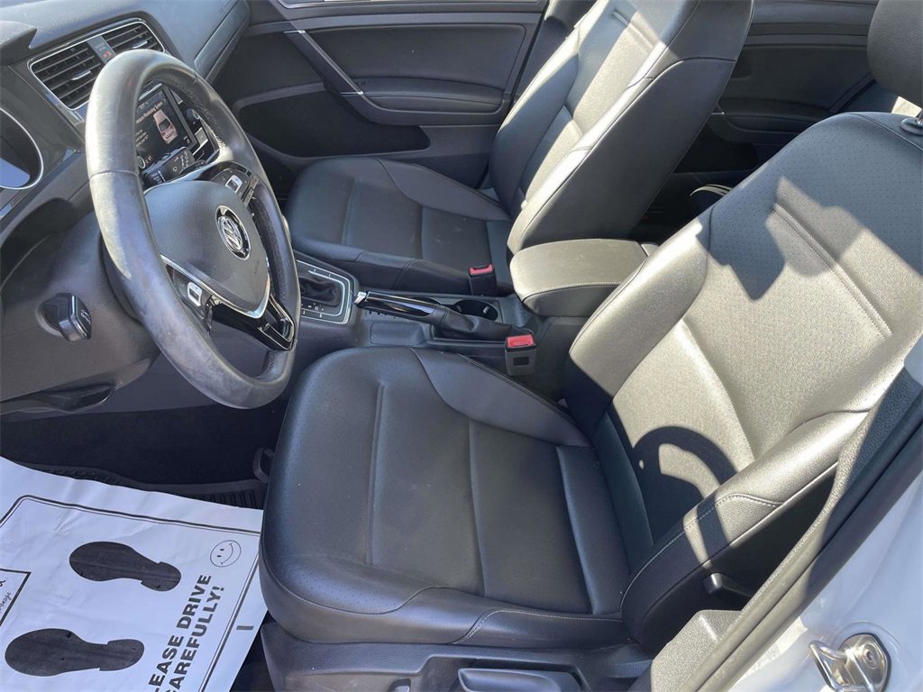 Used 2020 Volkswagen Golf 4-Door image 13