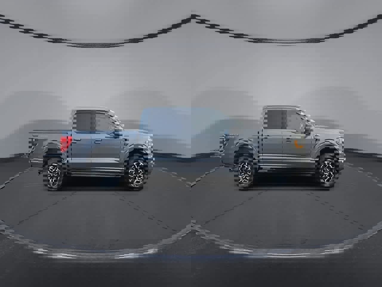 Certified 2022 Ford F150 XLT w/ Equipment Group 301A Mid image 9