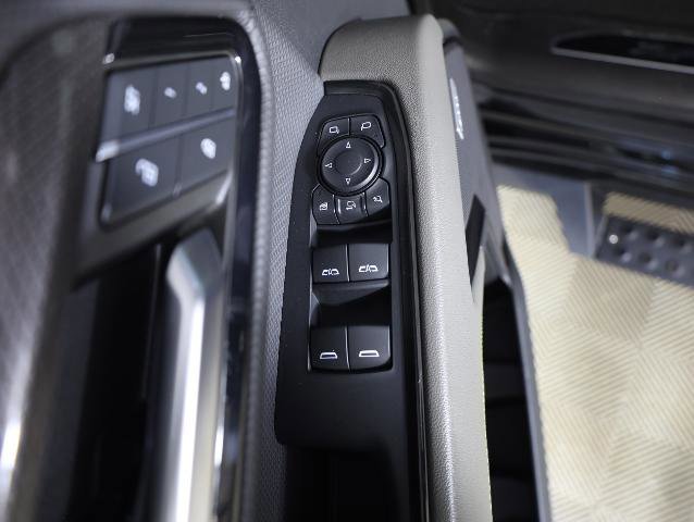 Used 2024 Chevrolet Silverado 2500 ZR2 w/ Technology Package image 18