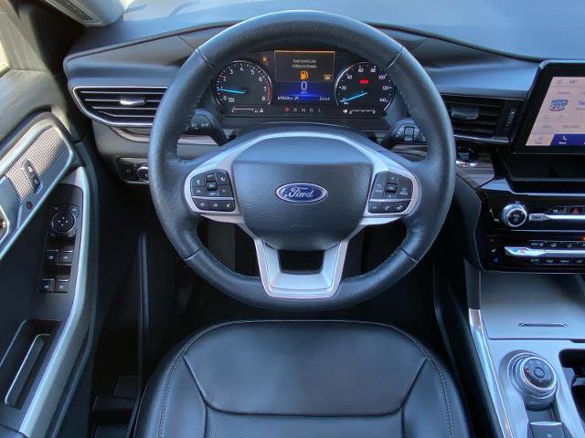 Certified 2023 Ford Explorer Limited image 8