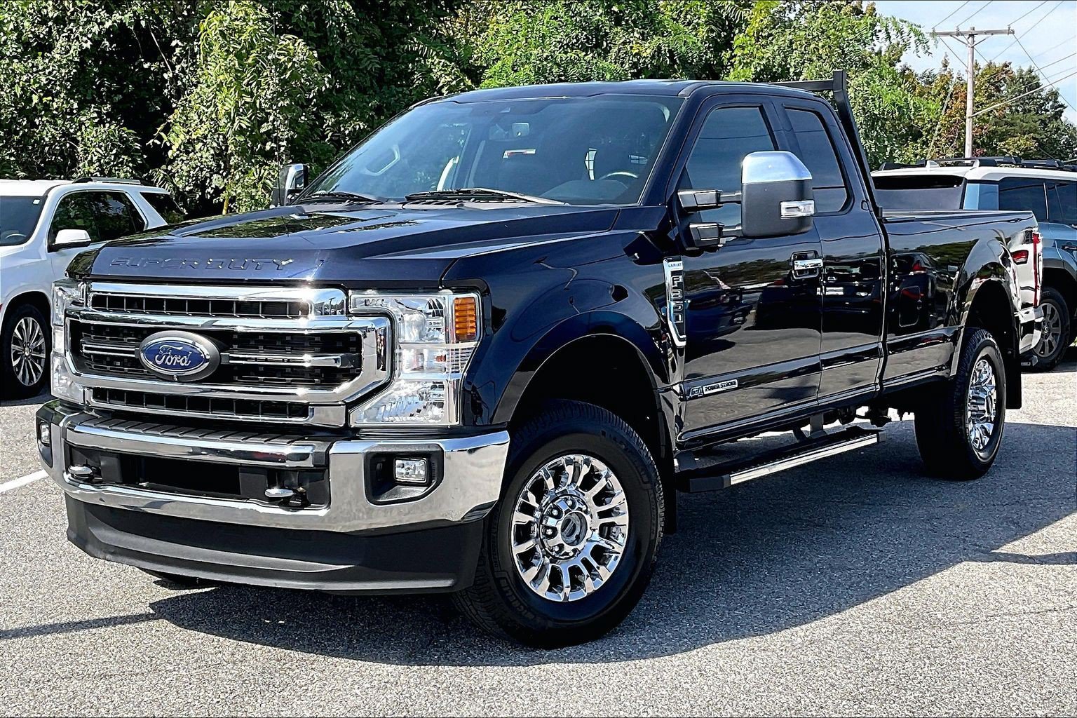 Certified 2021 Ford F350 Lariat w/ Chrome Package AWD/4WD image 3