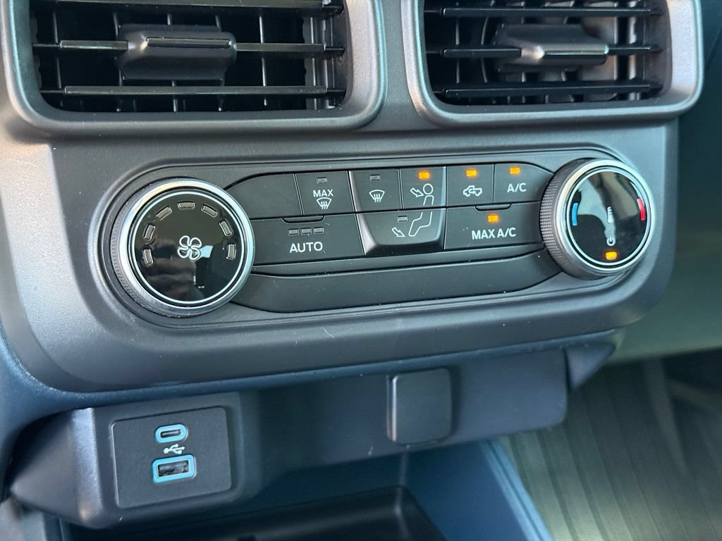 Certified 2023 Ford Maverick XL FWD image 11