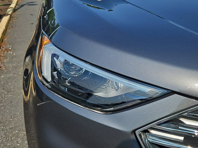 Certified 2022 Ford Edge Titanium AWD/4WD image 13