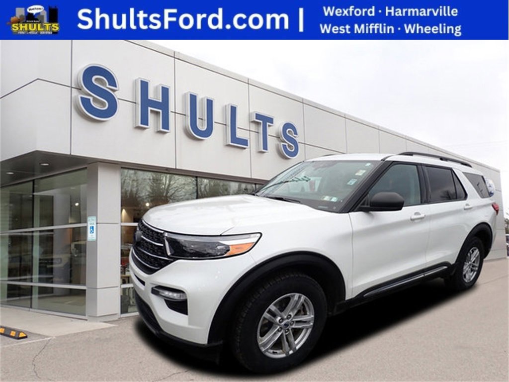 Certified 2022 Ford Explorer XLT w/ Equipment Group 202A image 7