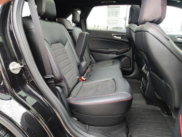 Certified 2022 Ford Edge ST-Line w/ Class II Trailer Tow Package image 8