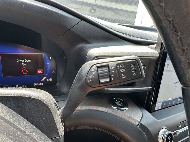 Certified 2020 Ford Explorer Platinum w/ Premium Technology Package AWD/4WD image 24