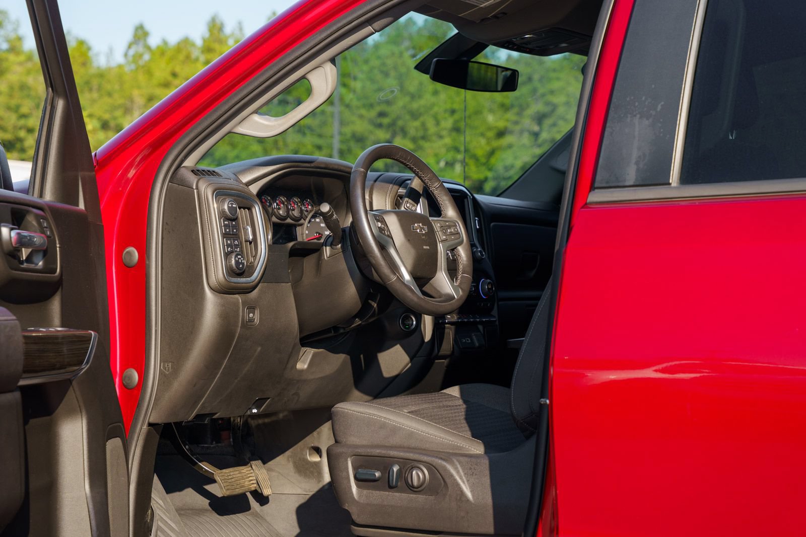 Used 2022 Chevrolet Silverado 1500 RST AWD/4WD image 18