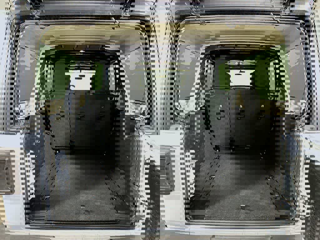 Used 2020 Jeep Wrangler Unlimited Sport S image 24