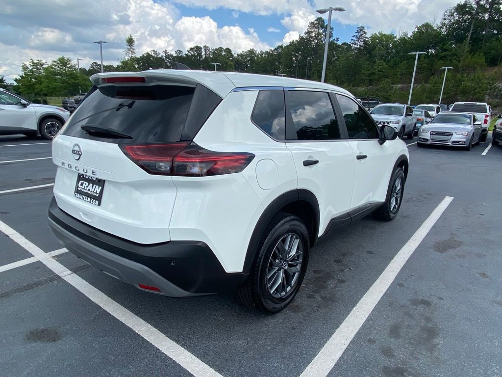 Used 2023 Nissan Rogue S FWD image 7