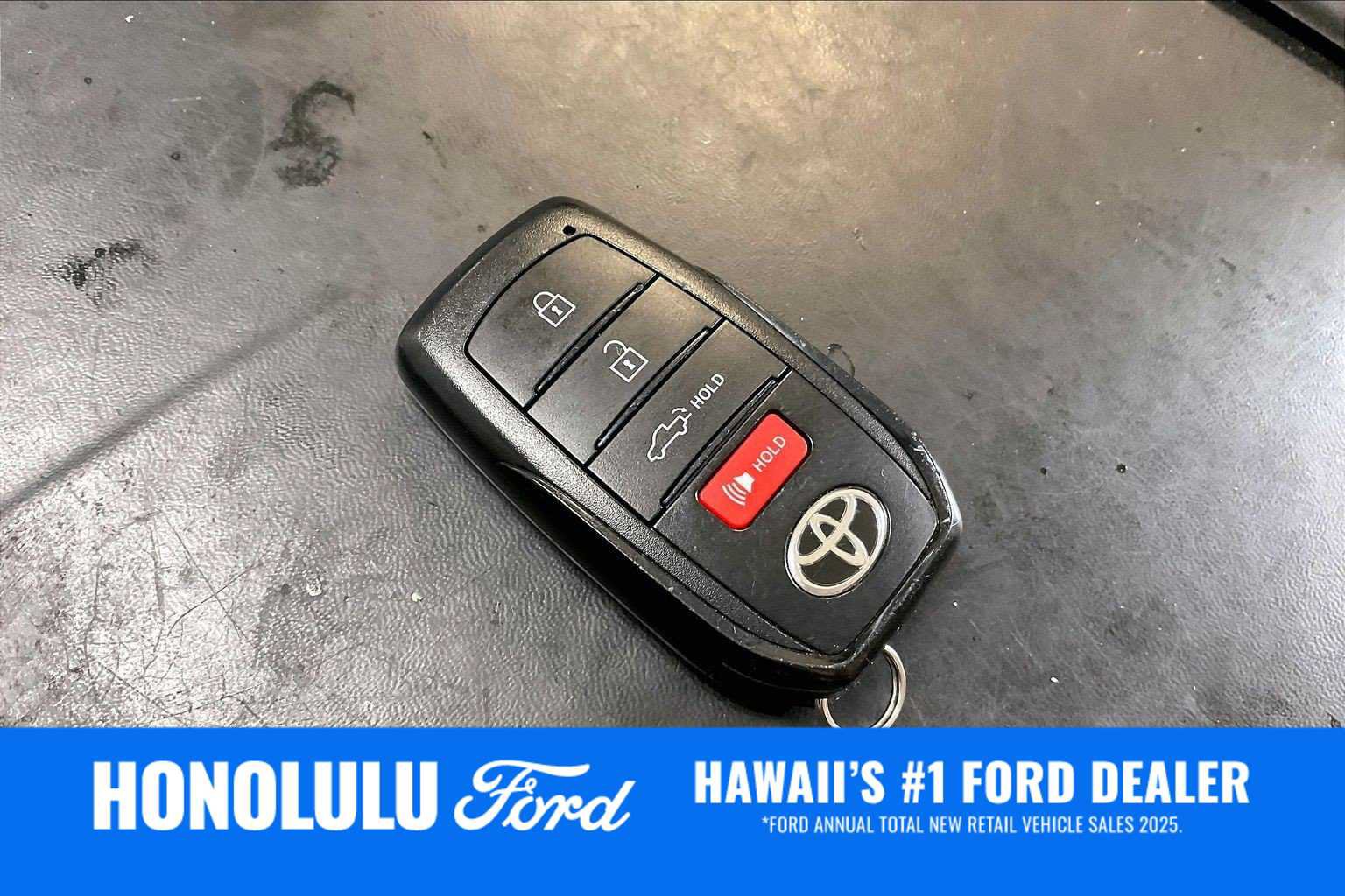Used 2024 Toyota Tundra Capstone AWD/4WD image 19