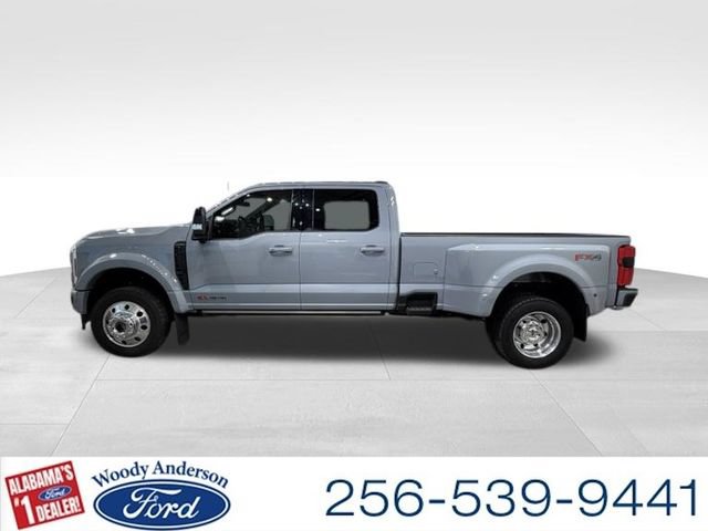 Certified 2026 Ford F450 Platinum w/ FX4 Off-Road Package AWD/4WD image 3