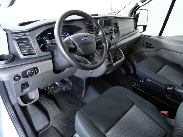 Certified 2025 Ford Transit 250 Low Roof w/ Exterior Upgrade Package RWD image 3
