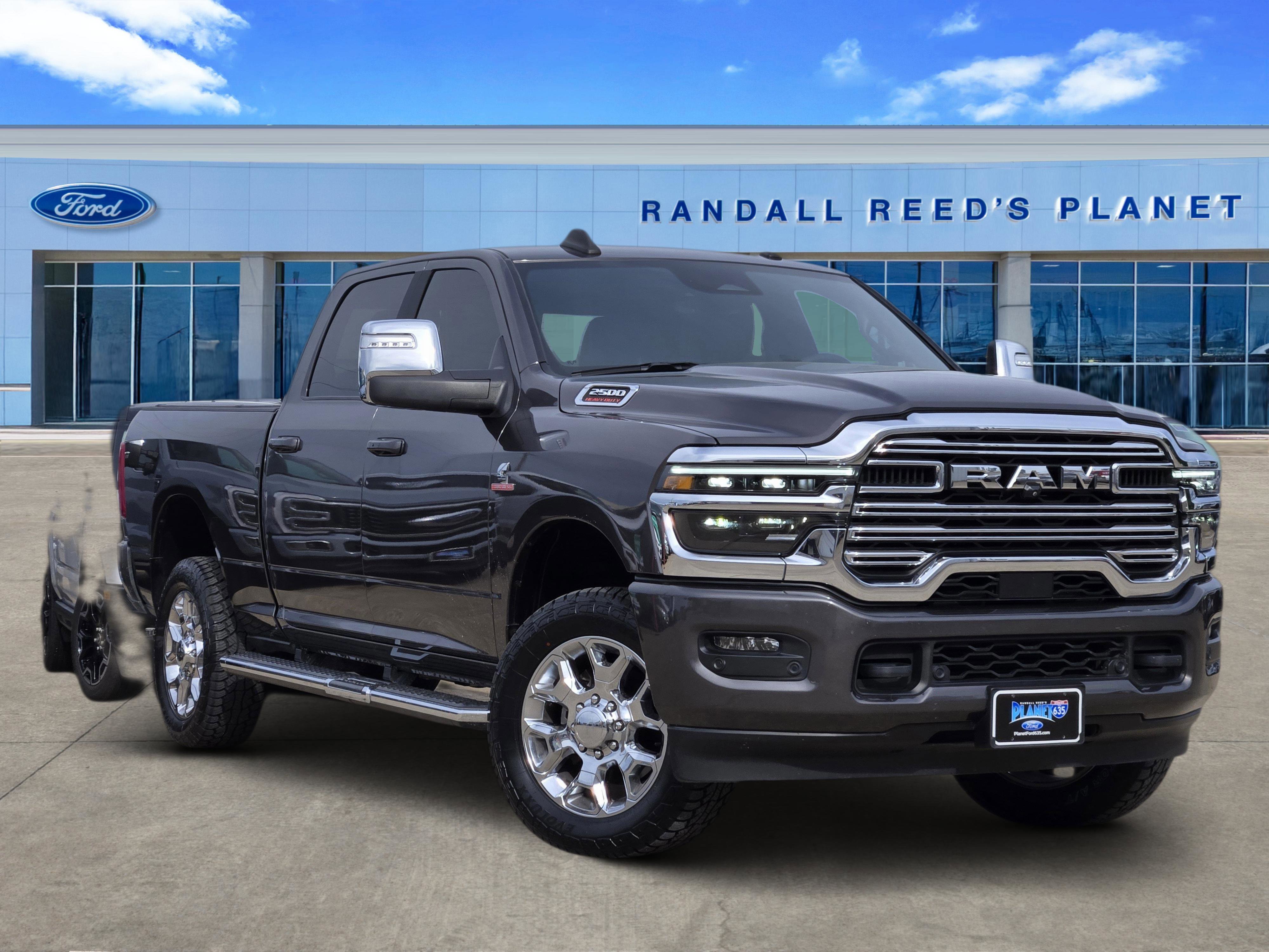 Used 2025 RAM 2500 Laramie AWD/4WD image 5