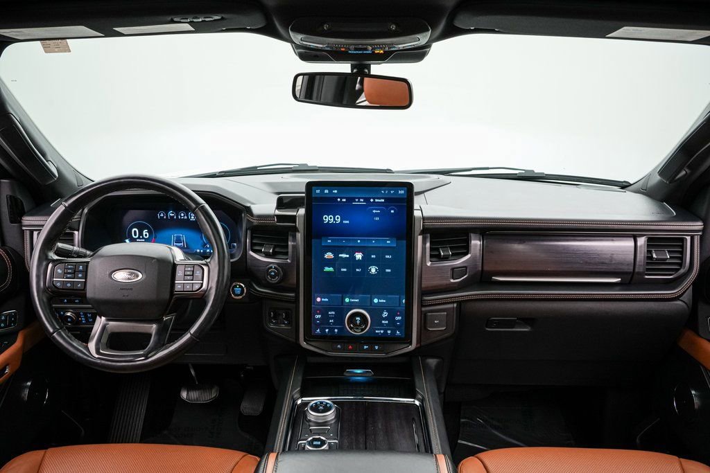 Certified 2022 Ford Expedition Platinum image 14