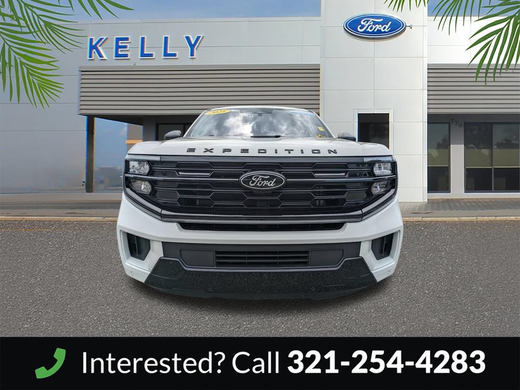 Certified 2025 Ford Expedition Platinum w/ Stealth Appearance Package AWD/4WD image 3