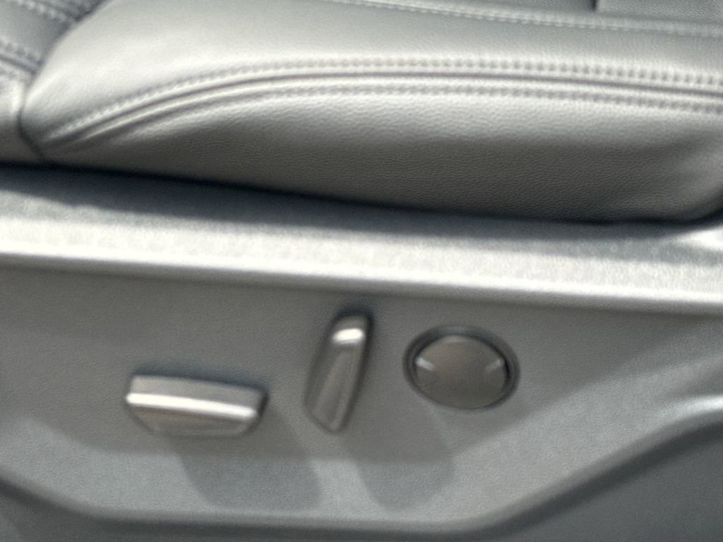 Certified 2025 Ford Expedition Max Active image 26