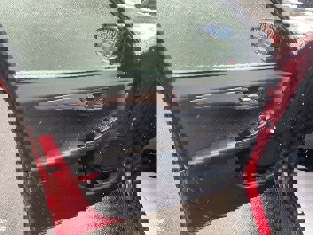 Certified 2020 Ford Escape SE Sport image 9