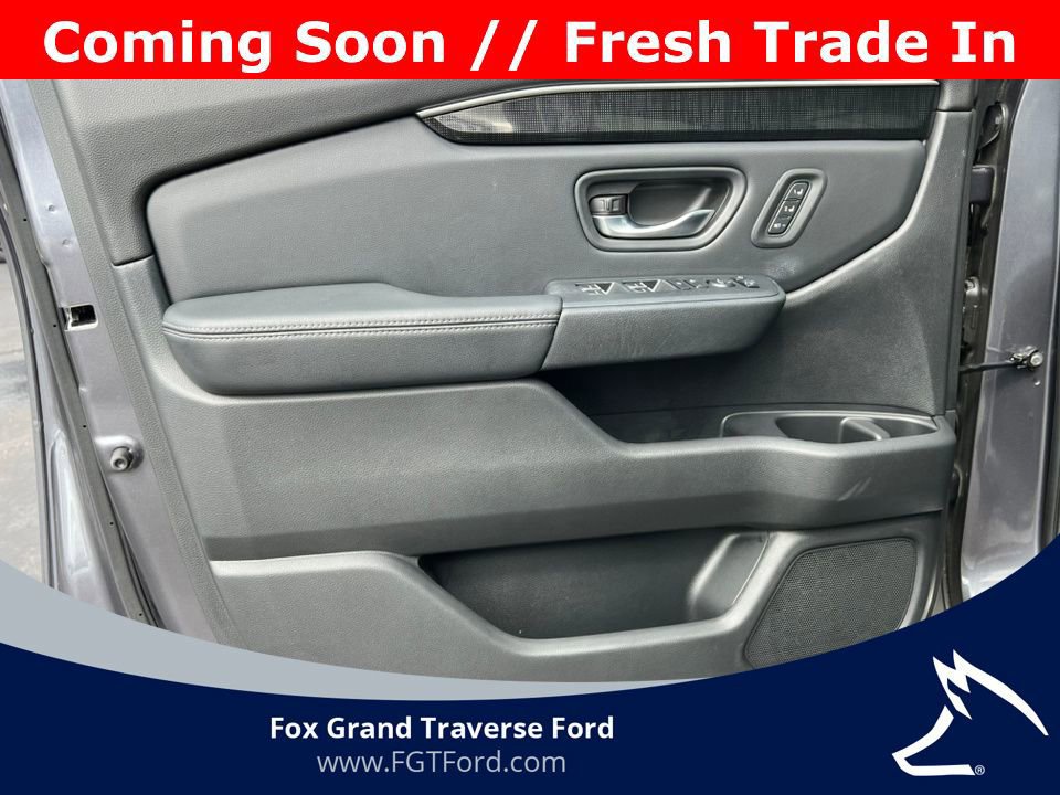 Used 2024 Honda Pilot Elite image 18