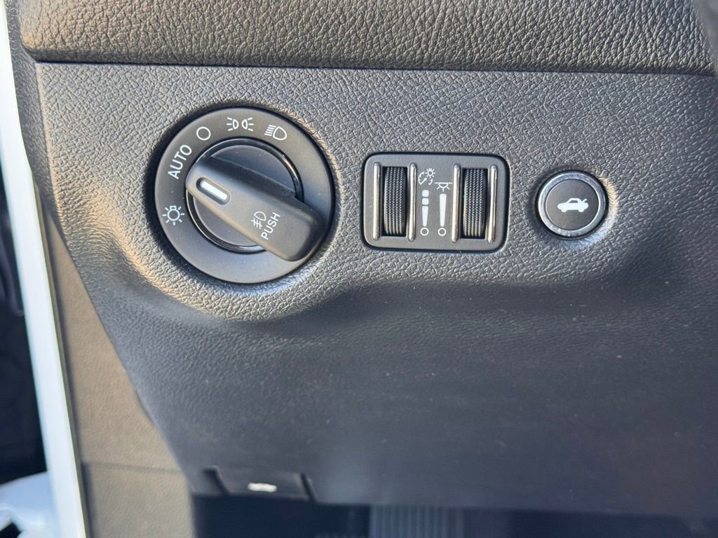 Used 2022 Dodge Challenger GT image 24