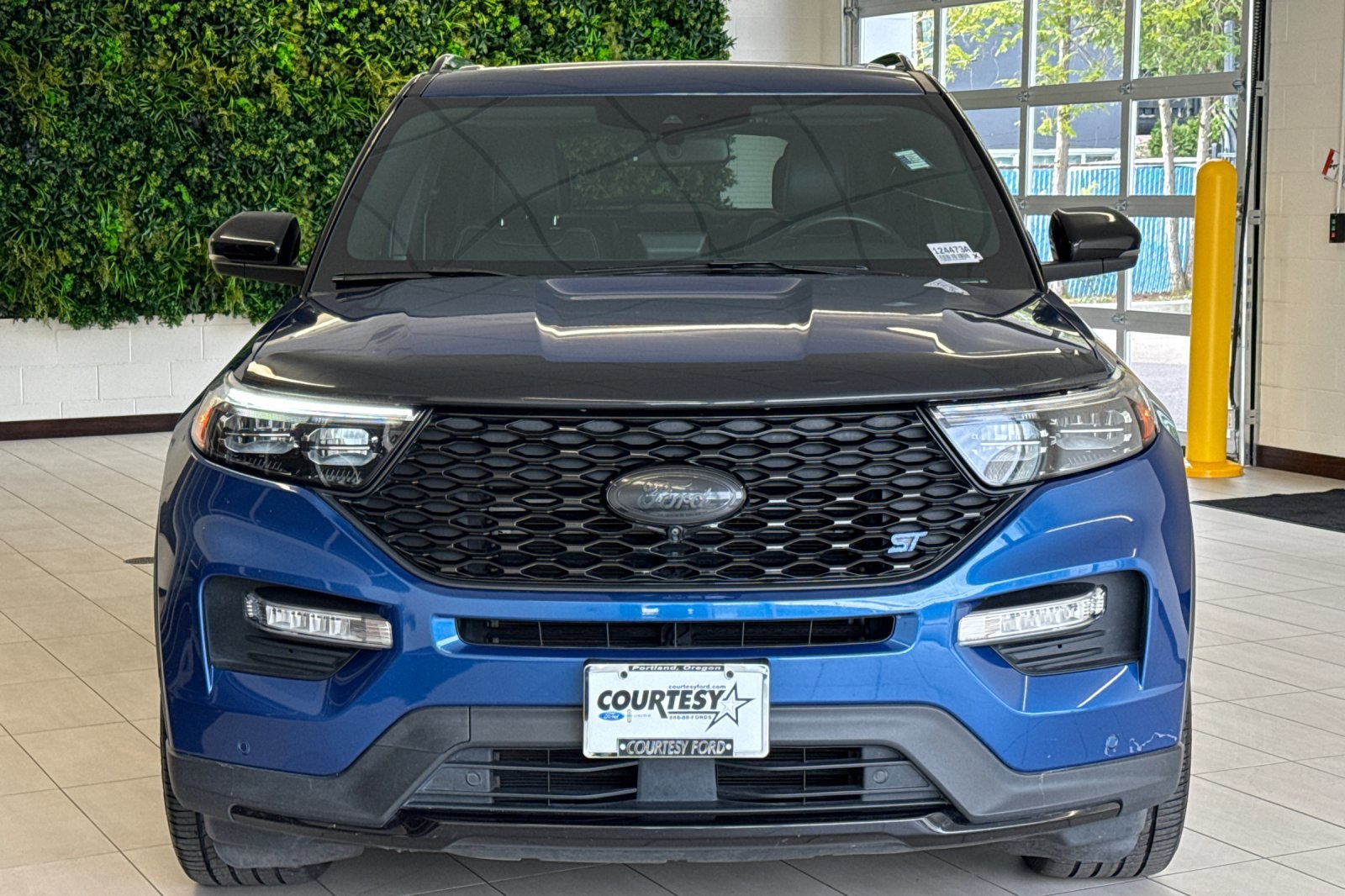 Certified 2020 Ford Explorer ST w/ ST Street Pack image 9