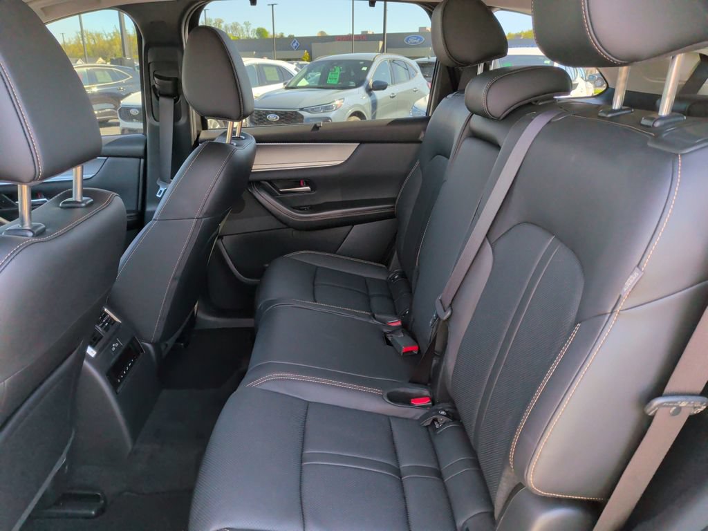Used 2024 MAZDA CX-90 3.3 Turbo w/ Preferred Package AWD/4WD image 6
