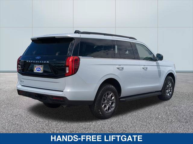 Certified 2025 Ford Expedition Active RWD image 5