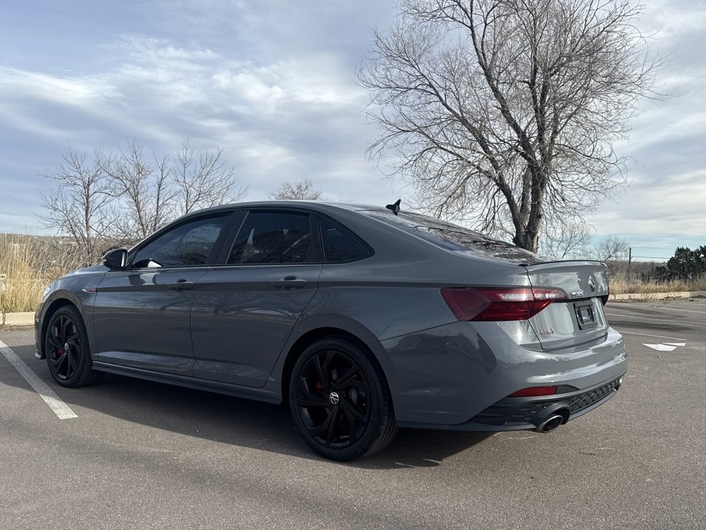 Used 2023 Volkswagen Jetta GLI Autobahn image 3