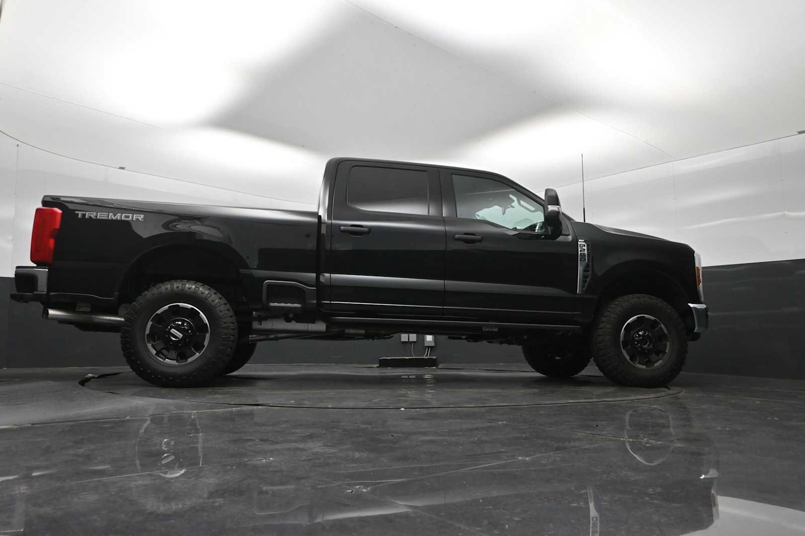 Certified 2026 Ford F250 XLT w/ Tremor Off-Road Package AWD/4WD image 51