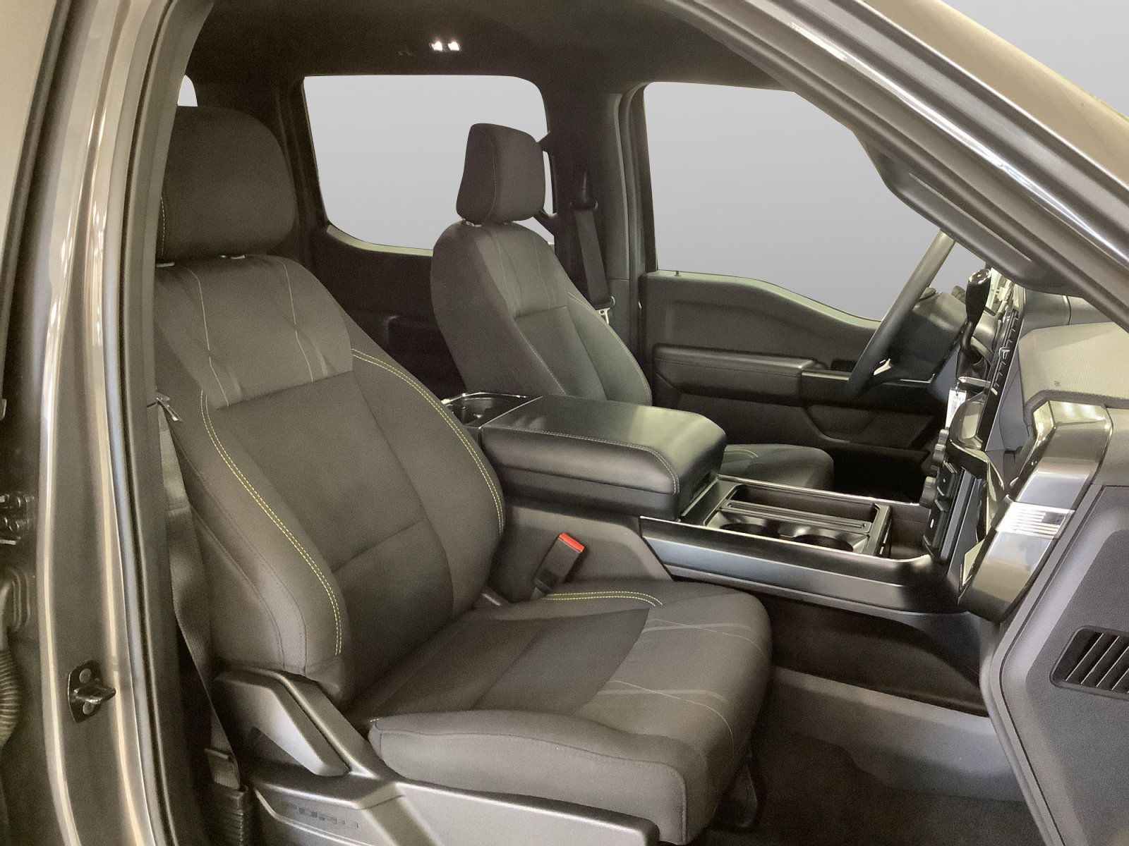 Certified 2025 Ford F150 STX w/ Equipment Group 200A RWD image 24