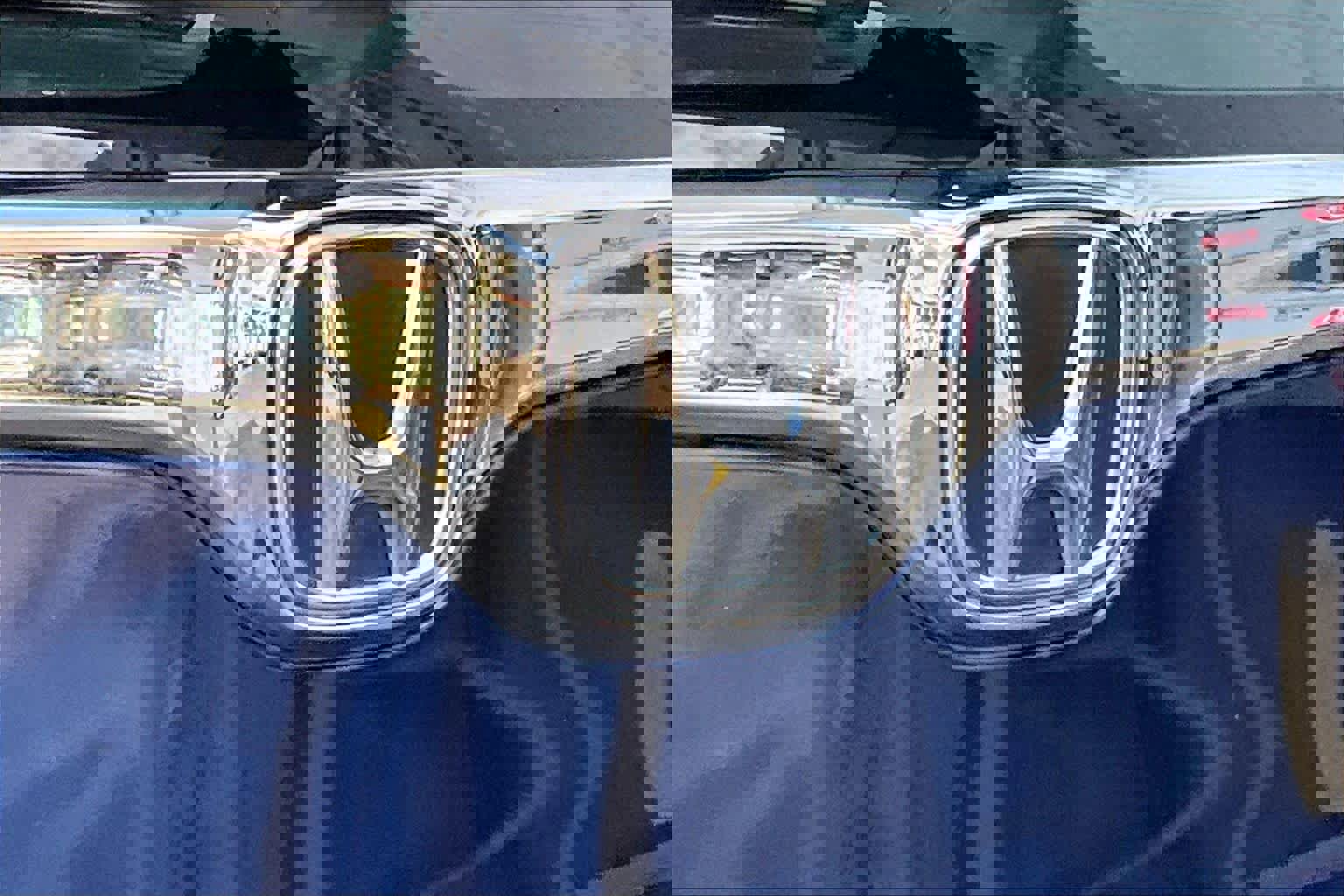 Used 2018 Honda CR-V LX image 32