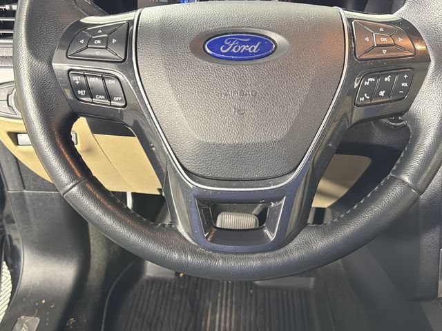 Certified 2017 Ford Explorer Limited FWD image 7
