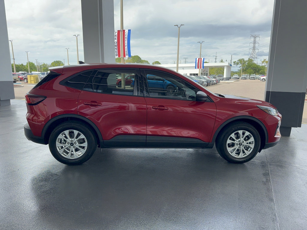 Certified 2025 Ford Escape Active w/ Tech Pack #1 image 2